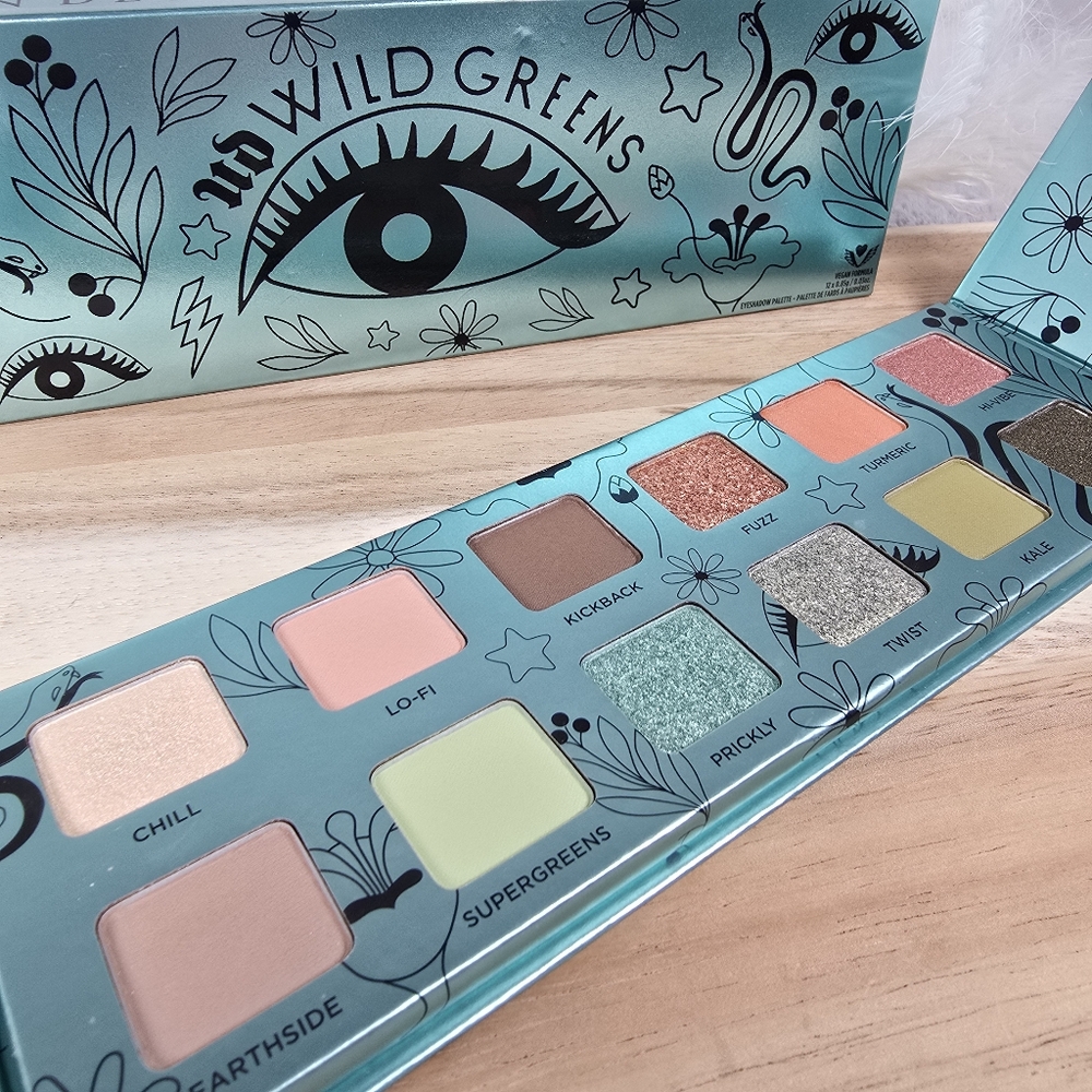 Urban Decay Wild Greens Eye Shadow Makeup Palette Vegan Formula Full Size New - Picture 11 of 16
